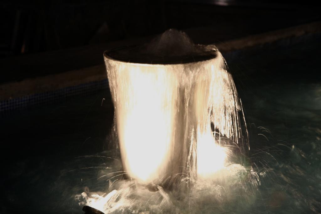 Sentosa Resorts & Water Park Chinchvad エクステリア 写真